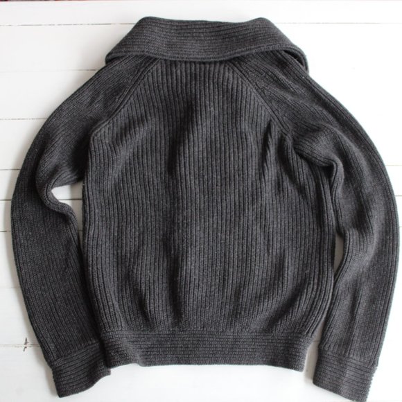 GAP Grey Knit Button Up Cardigan With Foldover Collar - Picture 6 of 6